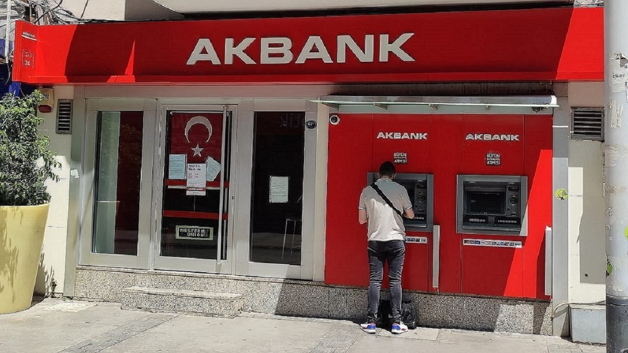 akbank-002.jpg