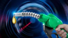 Gece Yarısını Bekleyin! Akaryakıt Fiyatlarına İndirim Geliyor - 61Gündem